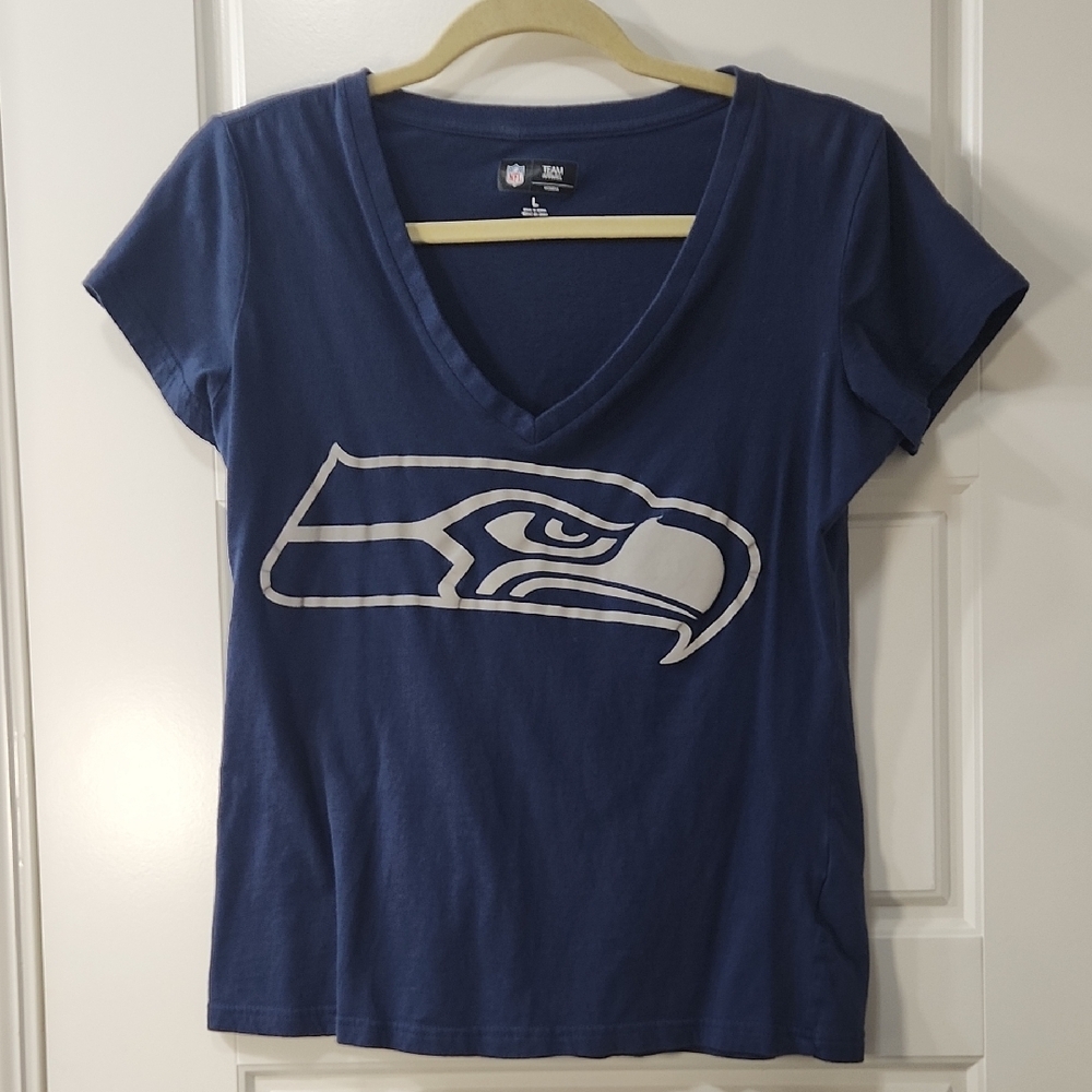 NFL Women's Seattle Seahawks V-Neck Tee Large
